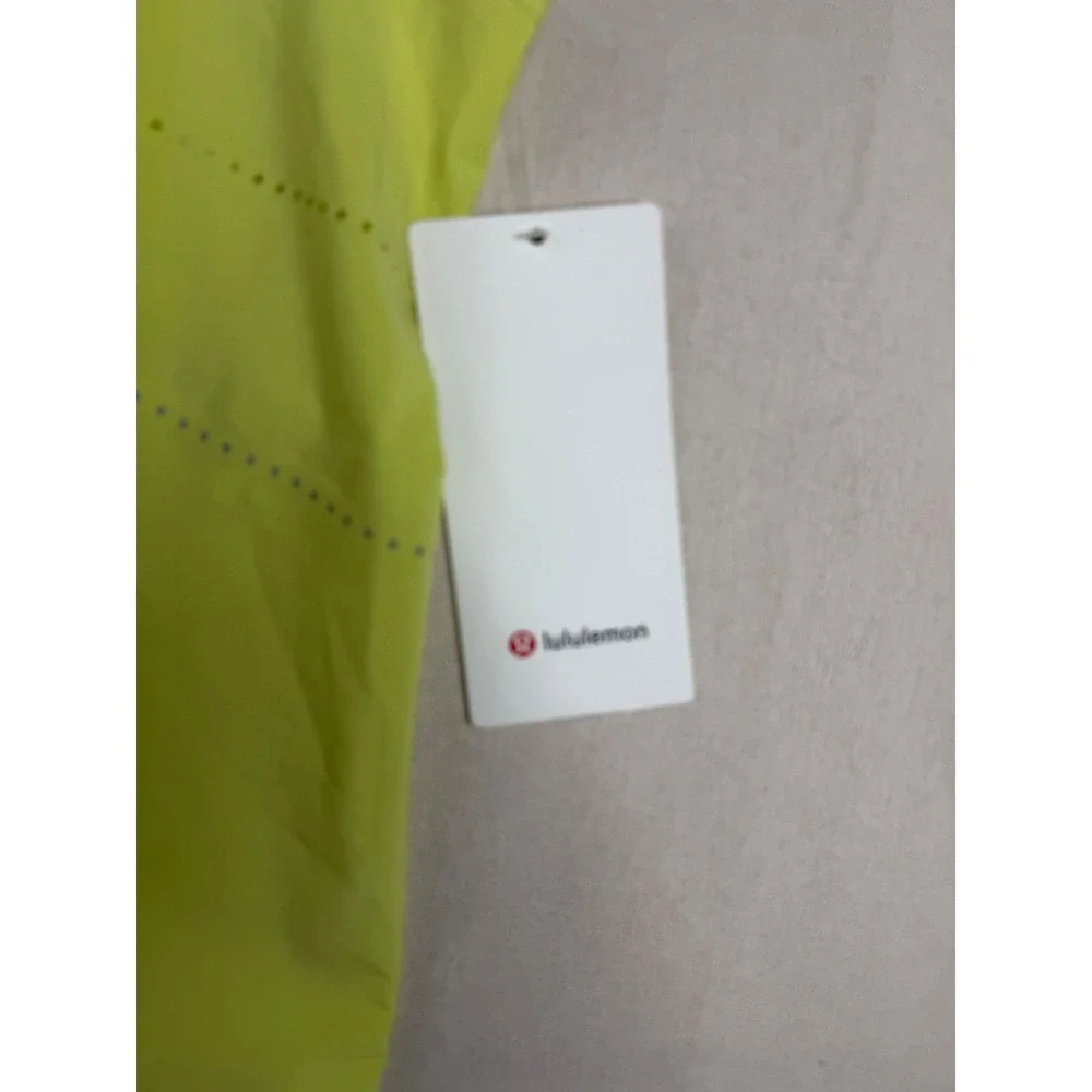 NWT Lululemon Find Your Pace Tank size 4 Neon Yellow
